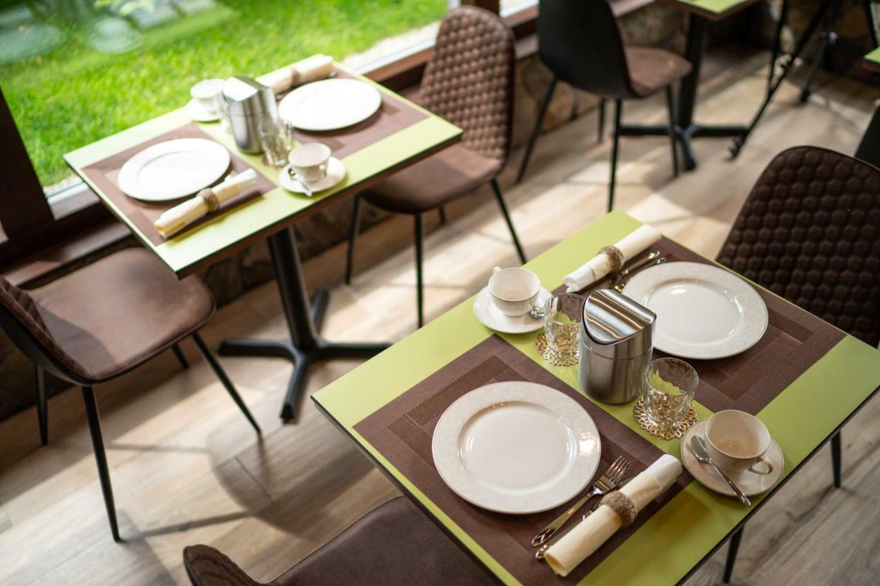 Hotel Anna Beroun  Zewnętrze zdjęcie